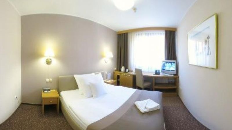Best Western Plus Piramida 4*