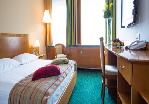 Любляна. Central 4*